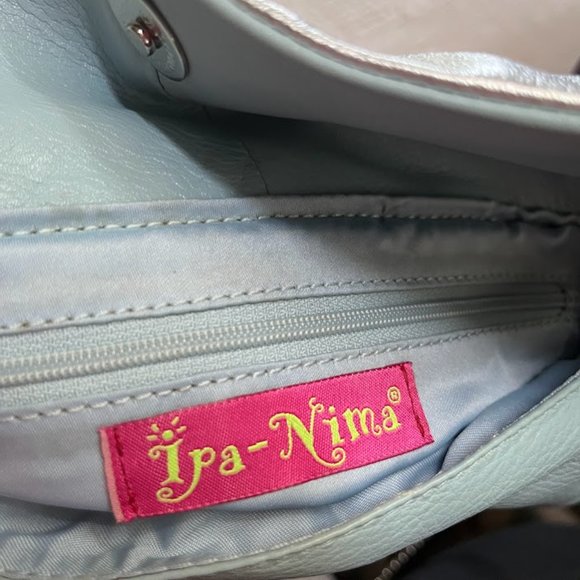 Ipa Nema Blue and Silver leather clutch - Picture 5 of 5